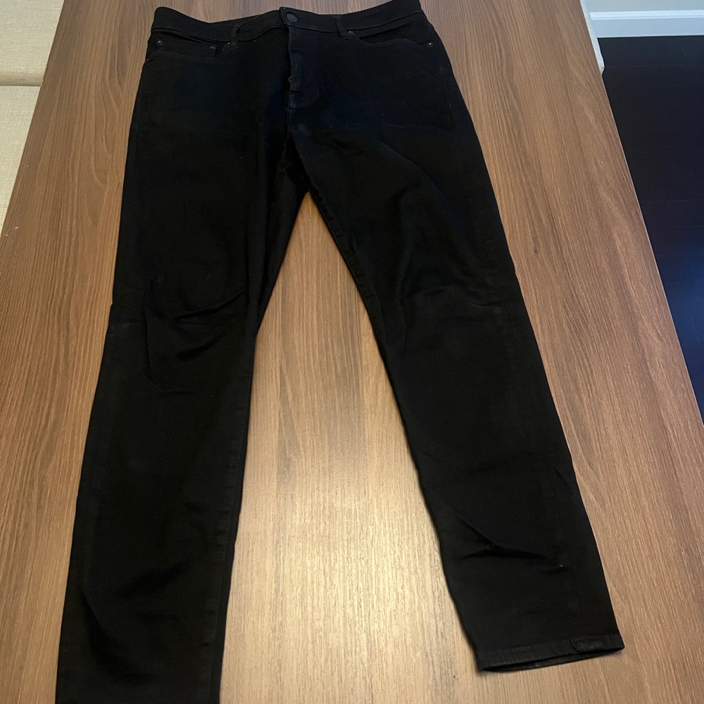 Express Black Athletic Skinny Jeans (34x32)